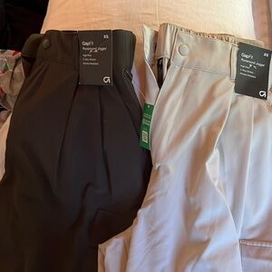 Gap fit runaround jogger brand new. Colors khaki and army  green.